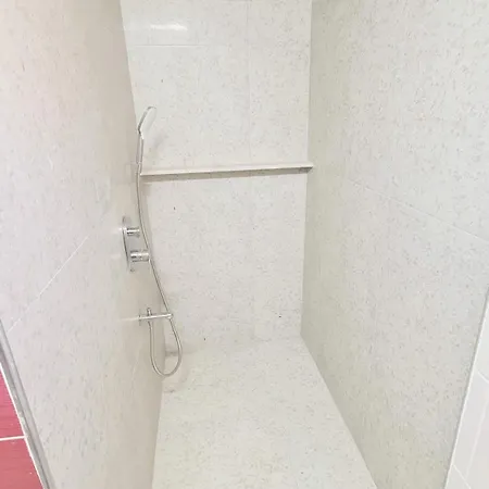 The Tulip Teras * 페티예